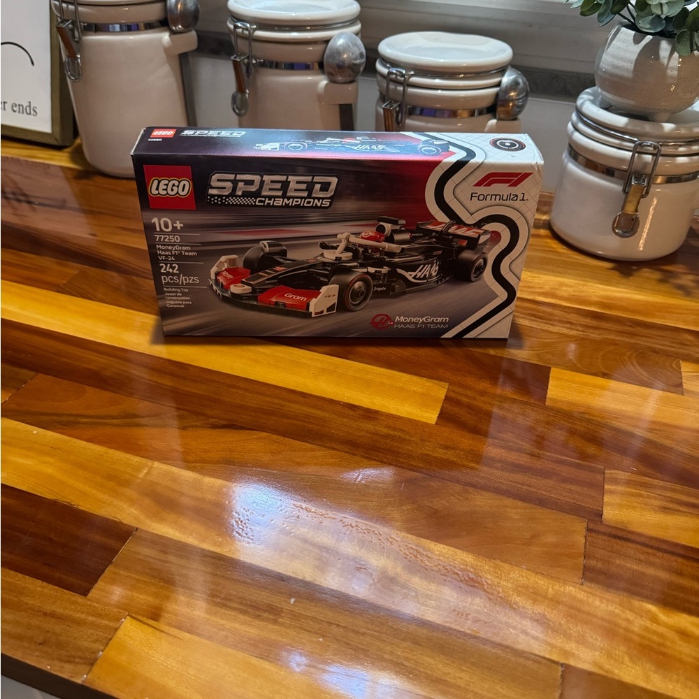 LEGO Speed Champions Red and White Formula Car